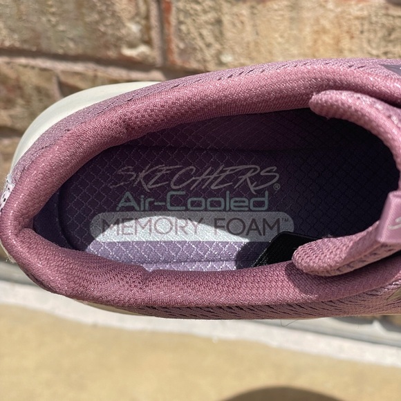 Sketchers Air-Cooled Memory Foam Sneakers - Picture 3 of 8